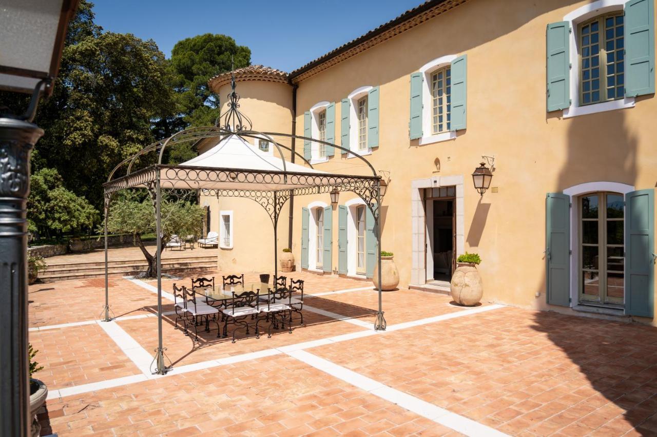Château les Crostes Lorgues Extérieur photo