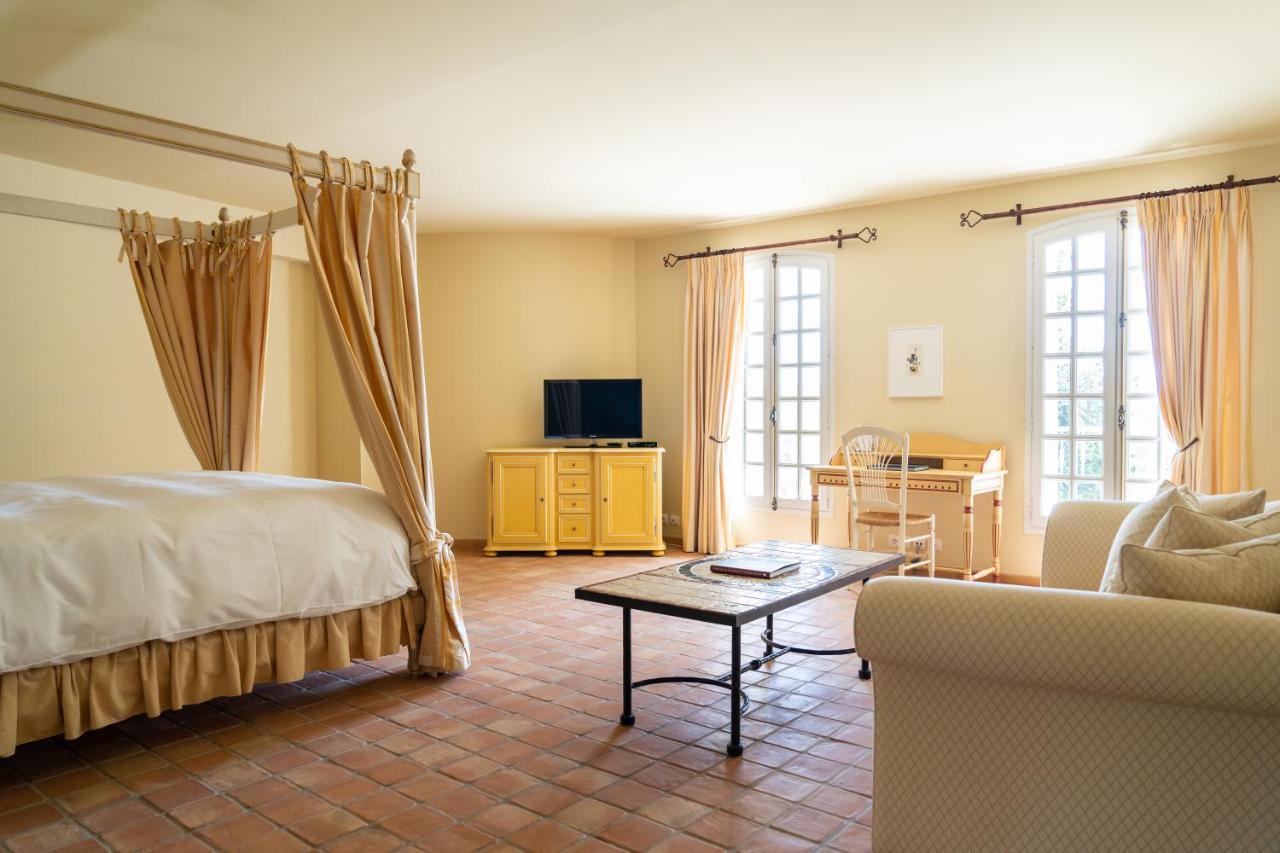 Château les Crostes Lorgues Extérieur photo
